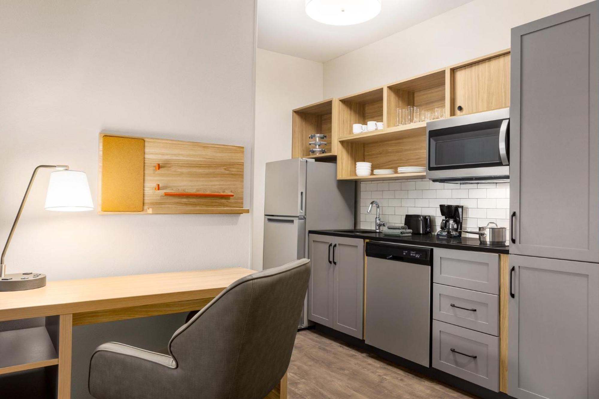 Candlewood Suites Pecos By Ihg Esterno foto